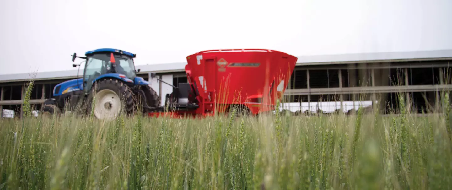 Vista de las mezcladoras de sinfín único de la serie VSL 200 de KUHN