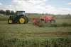 KUHN MERGE MAXX 890 in action
