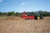 KUHN PS 250 ProSpread apron box spreader in action