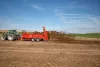 KUHN PS 260 ProSpread apron box spreader in action